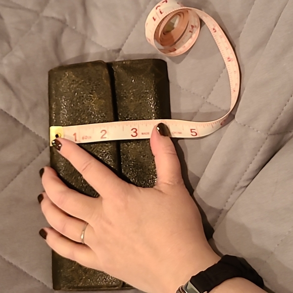 Louis Vuitton Monogram Brown Sarah Wallet - Picture 16 of 16